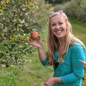 Meet your Posher, Britta